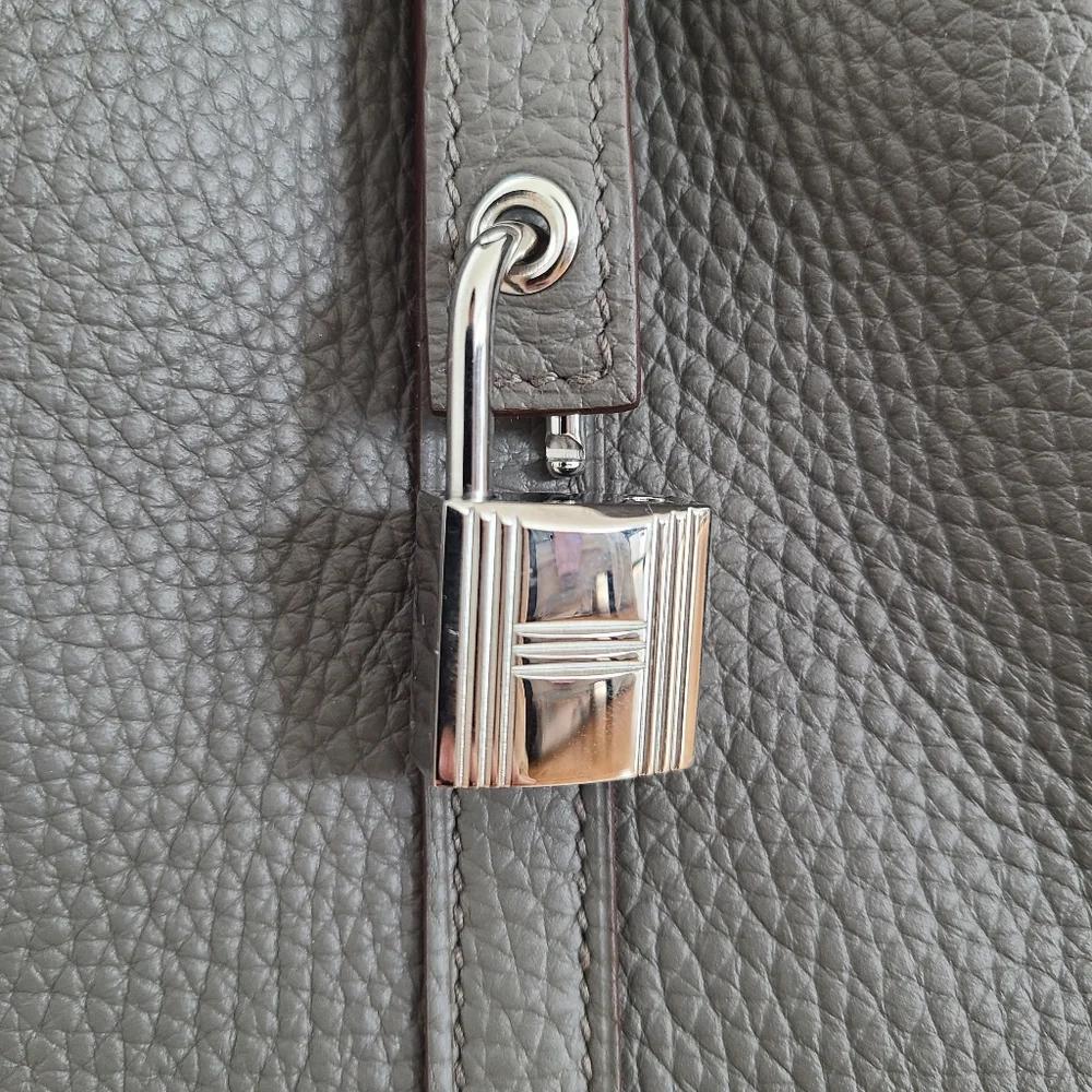 Hermes elegant tote